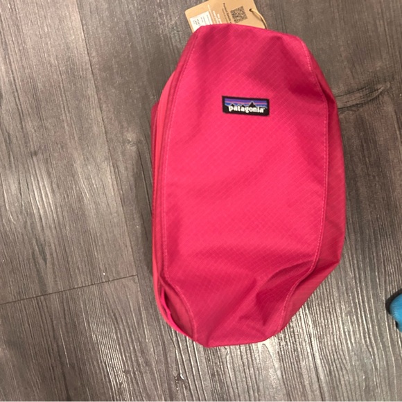 Patagonia black hole 6 L - Picture 2 of 6